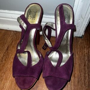 Pelle Moda Women's Purple Heels